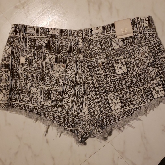 Insight shorts - Picture 4 of 4